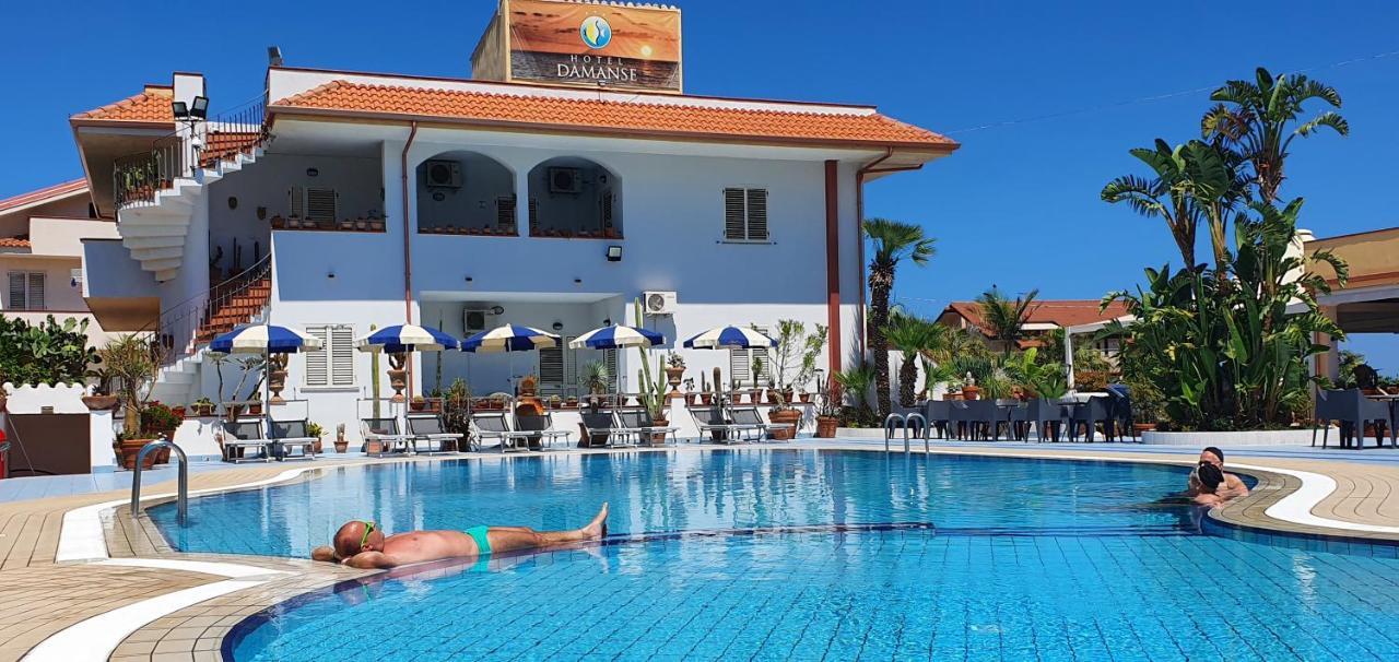 Hotel Damanse Santa Domenica  Exteriör bild